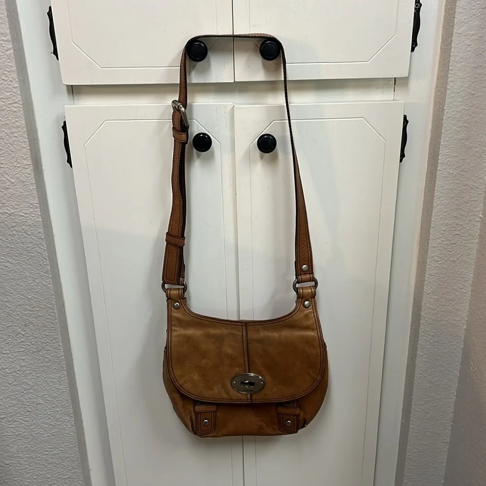 Fossil Cross body Bag - Picture 9 of 10